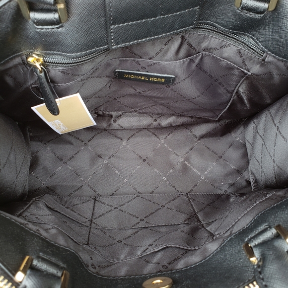 ⚠️LAST 1⚠️ Michael Kors Karla Large Satchel Black - Picture 5 of 8